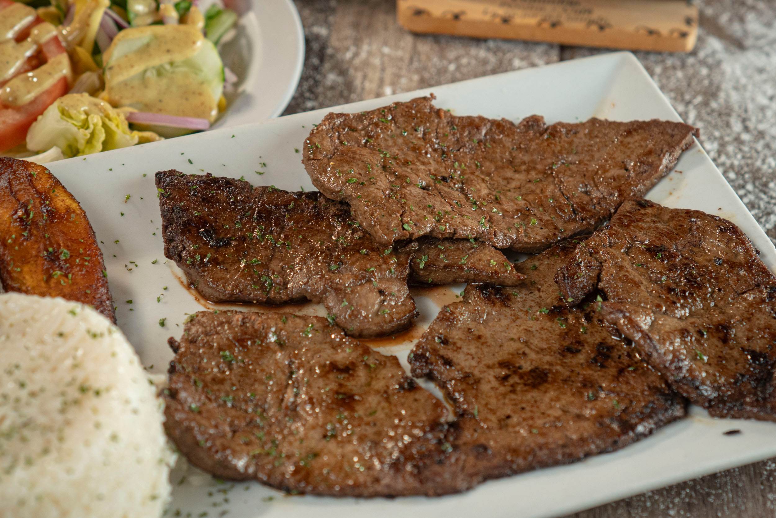Hígado a La Parrilla, as photographed for the restaurant's online menu.