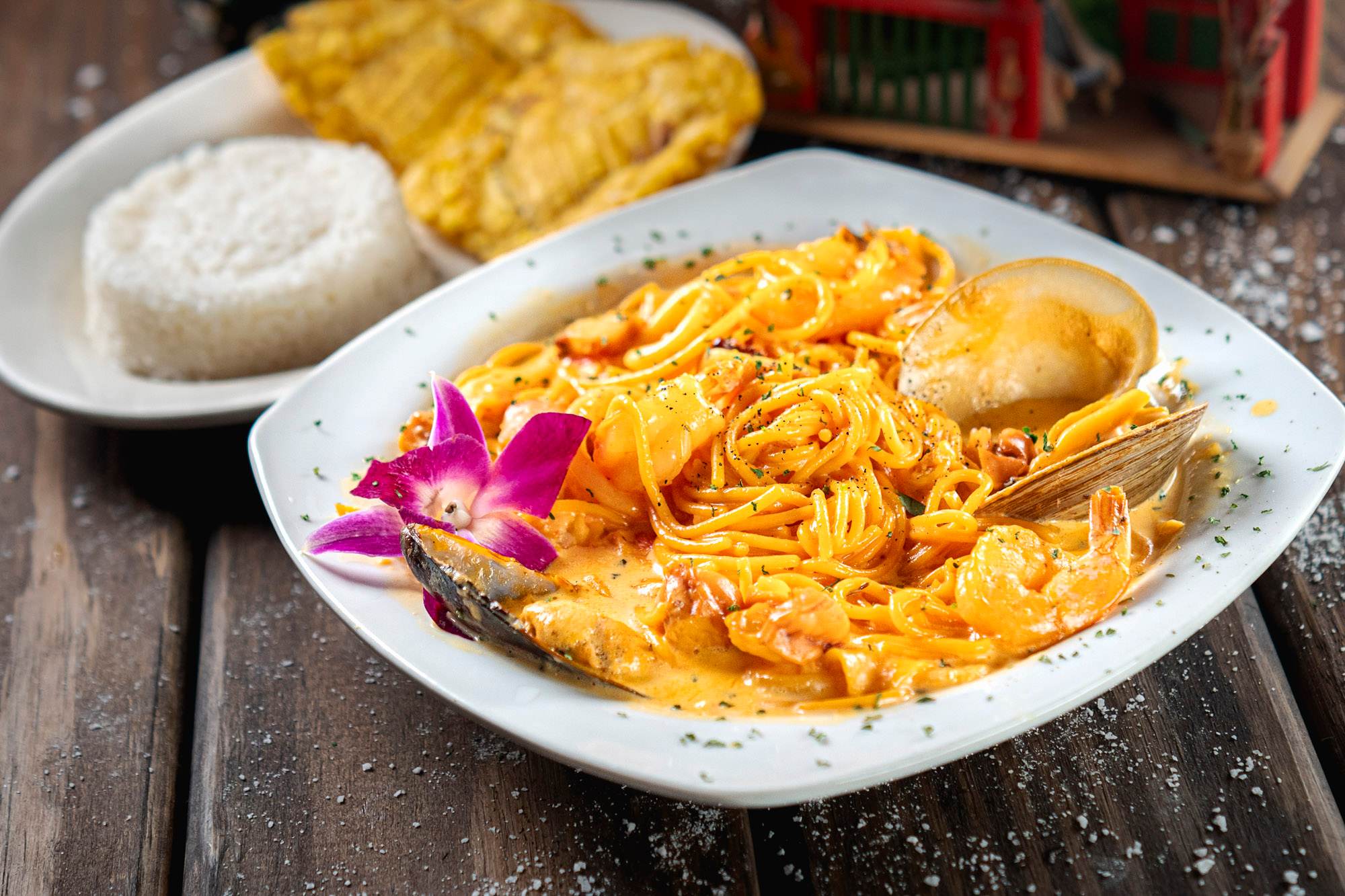 Spaguetti a La Marinera, as photographed for the restaurant's online menu.